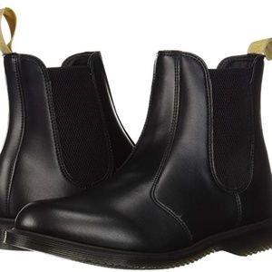 Doc Martens Vegan Flora Boots